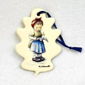 M.I. Hummel Club Exclusive Ornament "Girl Washing" Hum 2397 Club Year 42